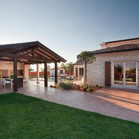 Villa Vila Modena *